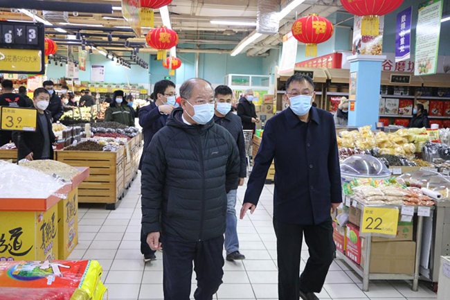 “抗疫情、保民生”—区委书记张平同志深入元辰超市调研